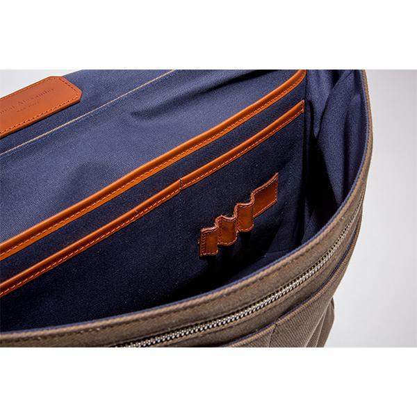 Walker Messenger Brief - Tobacco - Ernest Alexander